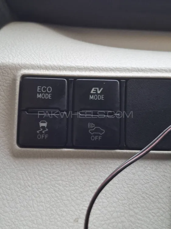 Toyota Sienta 2016 for Sale in Karachi Toyota Sienta 2016 for Sale in Karachi Image-15