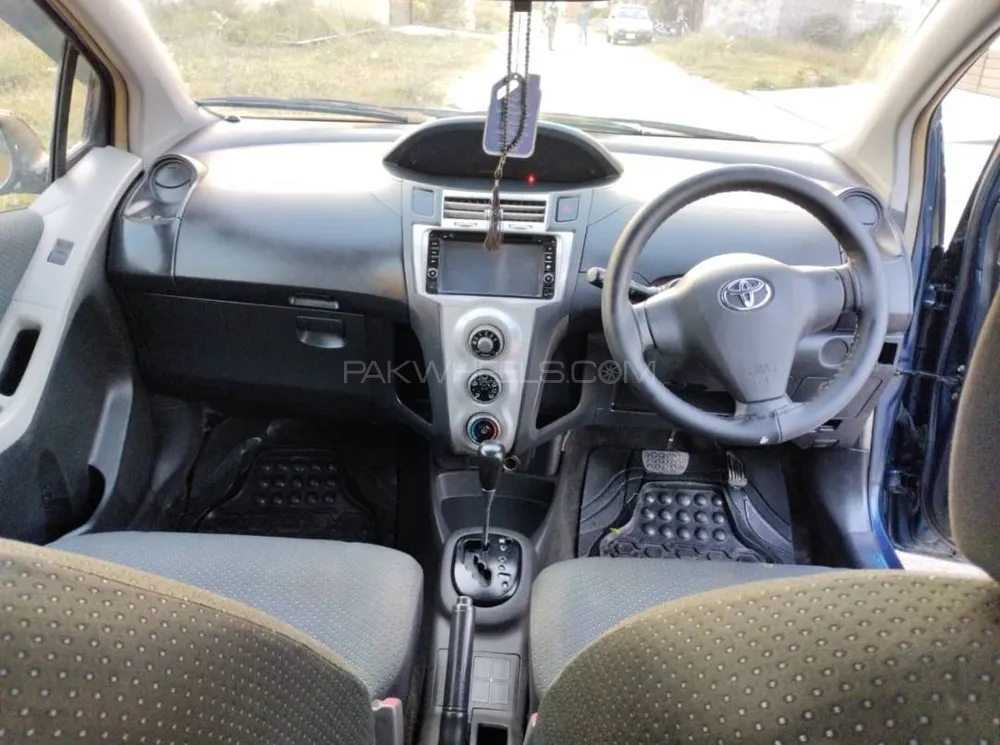 Toyota Vitz 2005 for Sale in Lahore Toyota Vitz 2005 for Sale in Lahore Image-9