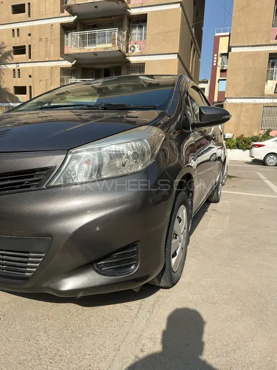 Toyota Vitz 2011 for Sale in Karachi Toyota Vitz 2011 for Sale in Karachi Image-10