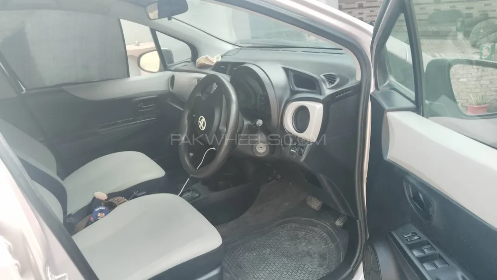 Toyota Vitz 2012 for Sale in Peshawar Toyota Vitz 2012 for Sale in Peshawar Image-1