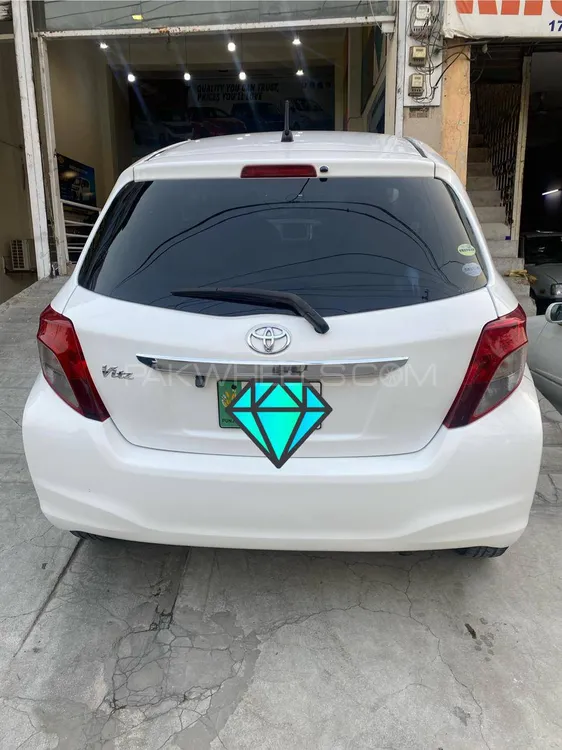 Toyota Vitz 2013 for Sale in Lahore Toyota Vitz 2013 for Sale in Lahore Image-12