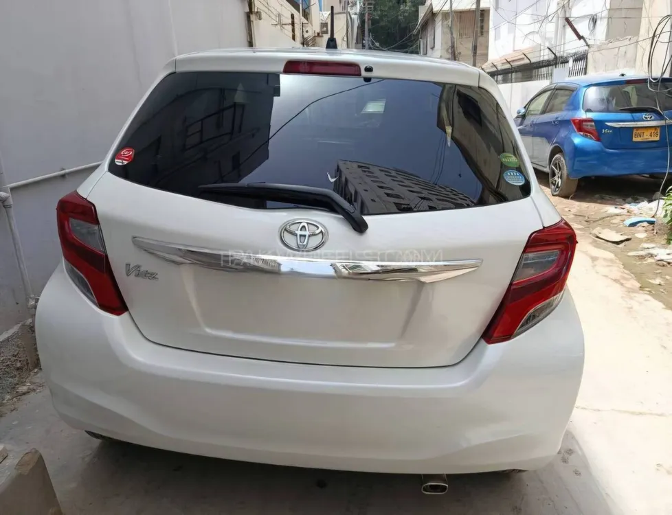 Toyota Vitz 2015 for Sale in Karachi Toyota Vitz 2015 for Sale in Karachi Image-7