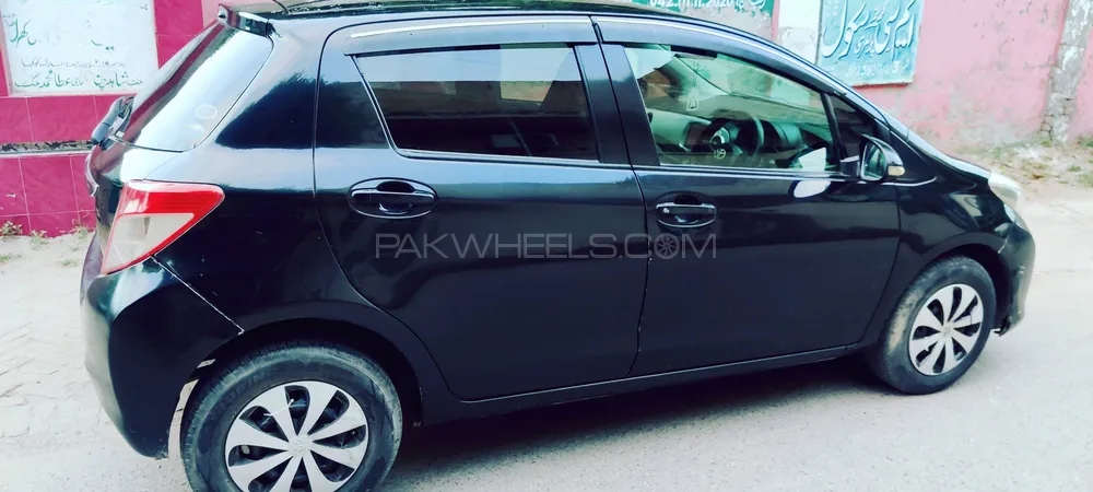 Toyota Vitz 2016 for Sale in Faisalabad Toyota Vitz 2016 for Sale in Faisalabad Image-15
