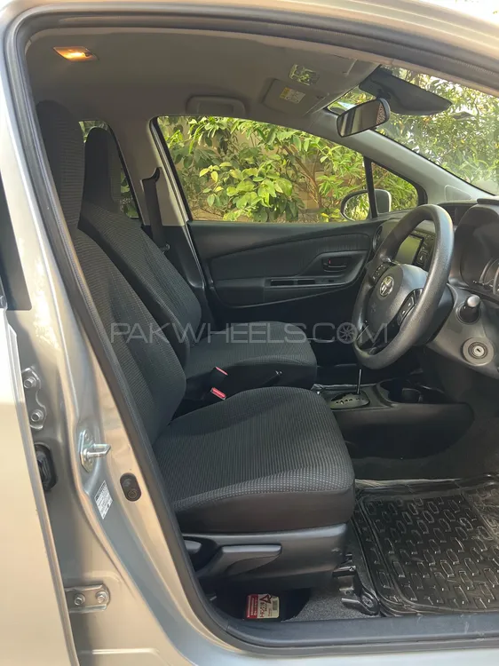 Toyota Vitz 2018 for Sale in Lahore Toyota Vitz 2018 for Sale in Lahore Image-8