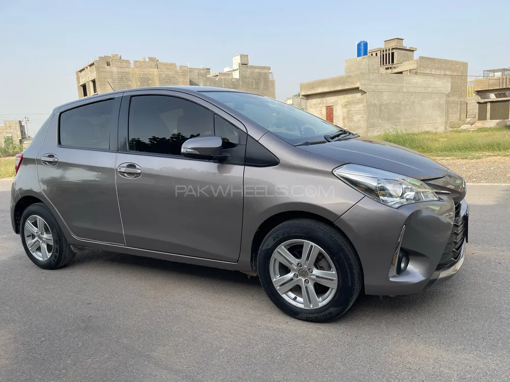 Toyota Vitz 2018 for Sale in Karachi Toyota Vitz 2018 for Sale in Karachi Image-3