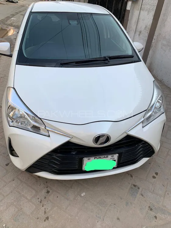 Toyota Vitz 2019 for Sale in Lahore Toyota Vitz 2019 for Sale in Lahore Image-2