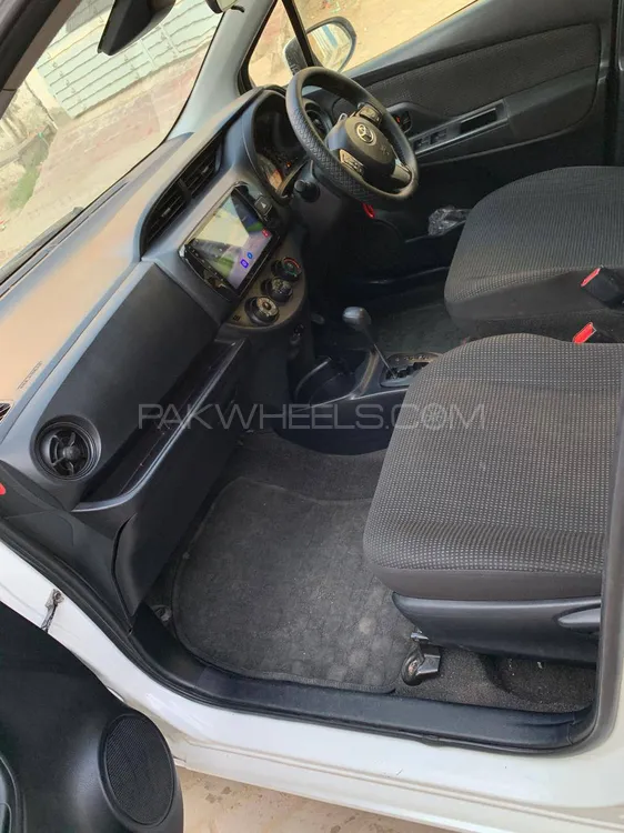Toyota Vitz 2019 for Sale in Lahore Toyota Vitz 2019 for Sale in Lahore Image-7