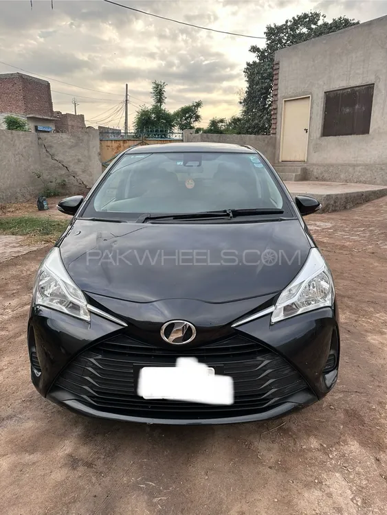 Toyota Vitz 2018 for Sale in Faisalabad Toyota Vitz 2018 for Sale in Faisalabad Image-3