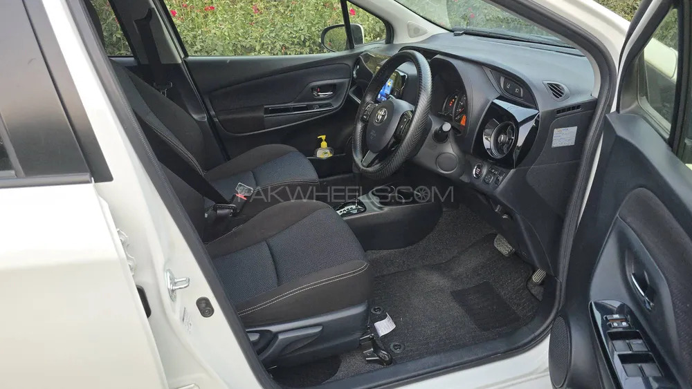 Toyota Vitz 2019 for Sale in Lahore Toyota Vitz 2019 for Sale in Lahore Image-15