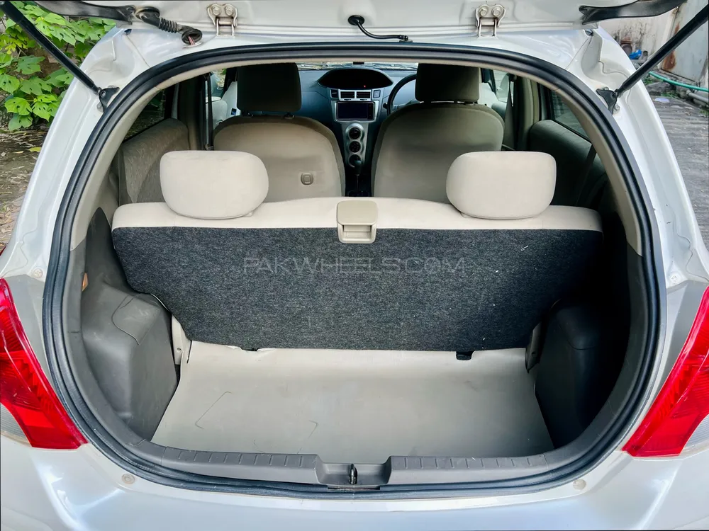 Toyota Vitz 2009 for Sale in Lahore Toyota Vitz 2009 for Sale in Lahore Image-8