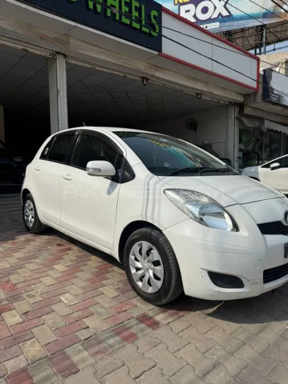 Toyota Vitz 2010 for Sale in Multan Toyota Vitz 2010 for Sale in Multan Image-2