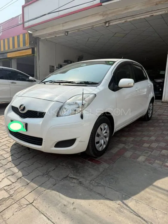 Toyota Vitz 2010 for Sale in Multan Toyota Vitz 2010 for Sale in Multan Image-3