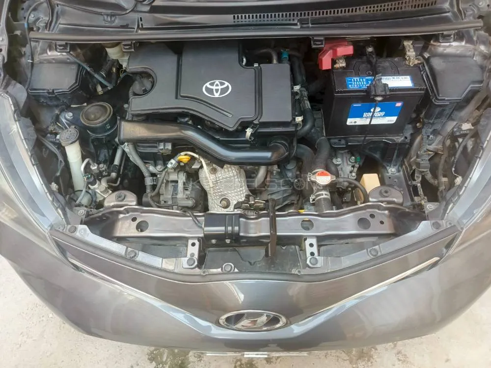 Toyota Vitz 2016 for Sale in Abbottabad Toyota Vitz 2016 for Sale in Abbottabad Image-7