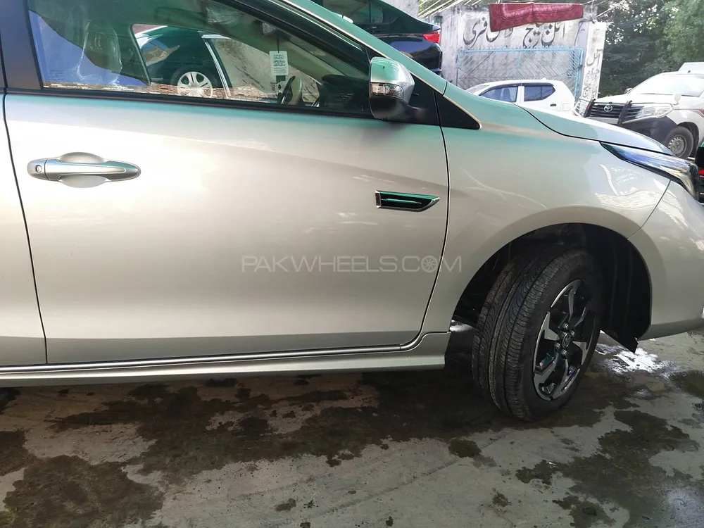 Toyota Yaris Sedan 2024 for Sale in Lahore Toyota Yaris Sedan 2024 for Sale in Lahore Image-6