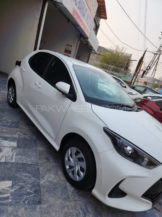 Toyota Yaris Hatchback 2021 for Sale in Lahore Toyota Yaris Hatchback 2021 for Sale in Lahore Image-4