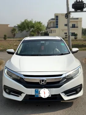 Honda Civic Oriel 1.8 i-VTEC CVT 2021