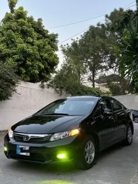 Honda Civic VTi Oriel 1.8 i-VTEC 2013