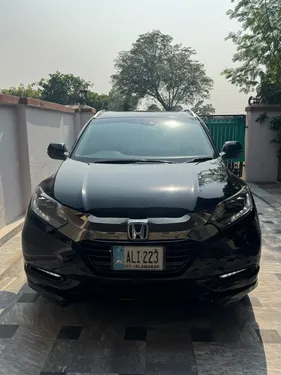 Honda Vezel Hybrid Z Honda Sensing  2018