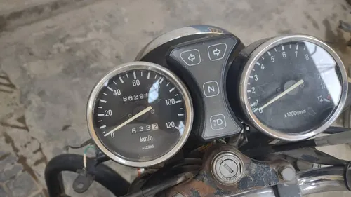 Suzuki GS 150 2019