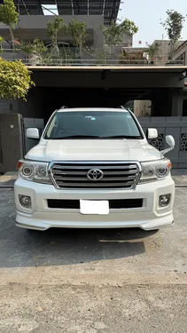 Toyota Land Cruiser AX 2011