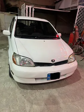 Toyota Platz F 1.3 2002