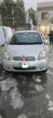 Toyota Vitz FL 1.0 2001