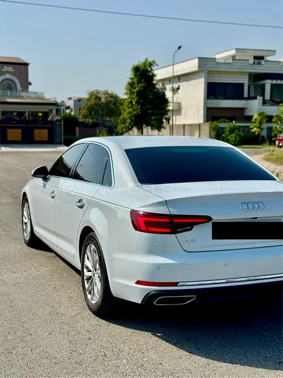 Audi A4 2019 for Sale in Gujranwala Audi A4 2019 for Sale in Gujranwala Image-5
