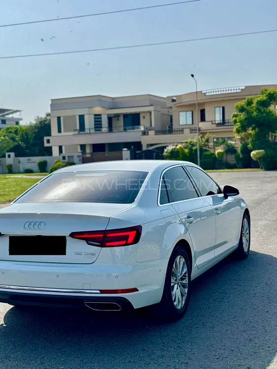 Audi A4 2019 for Sale in Gujranwala Audi A4 2019 for Sale in Gujranwala Image-6