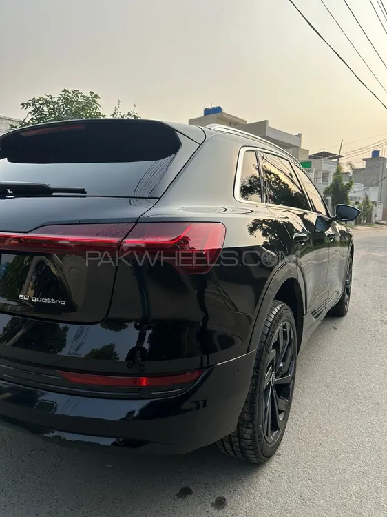 Audi e-tron 2022 for Sale in Lahore Audi e-tron 2022 for Sale in Lahore Image-3