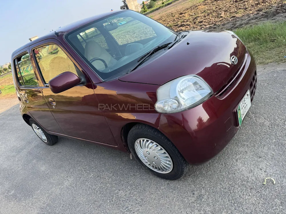 Daihatsu Esse 2009 for Sale in Lahore Daihatsu Esse 2009 for Sale in Lahore Image-2