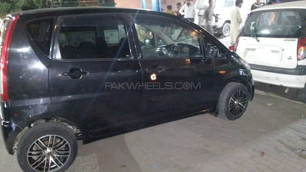 Daihatsu Move 2007 for Sale in Lahore Daihatsu Move 2007 for Sale in Lahore Image-11