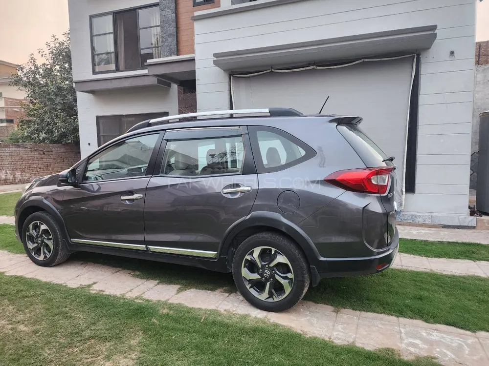 Honda BR-V 2018 for Sale in Lahore Honda BR-V 2018 for Sale in Lahore Image-6