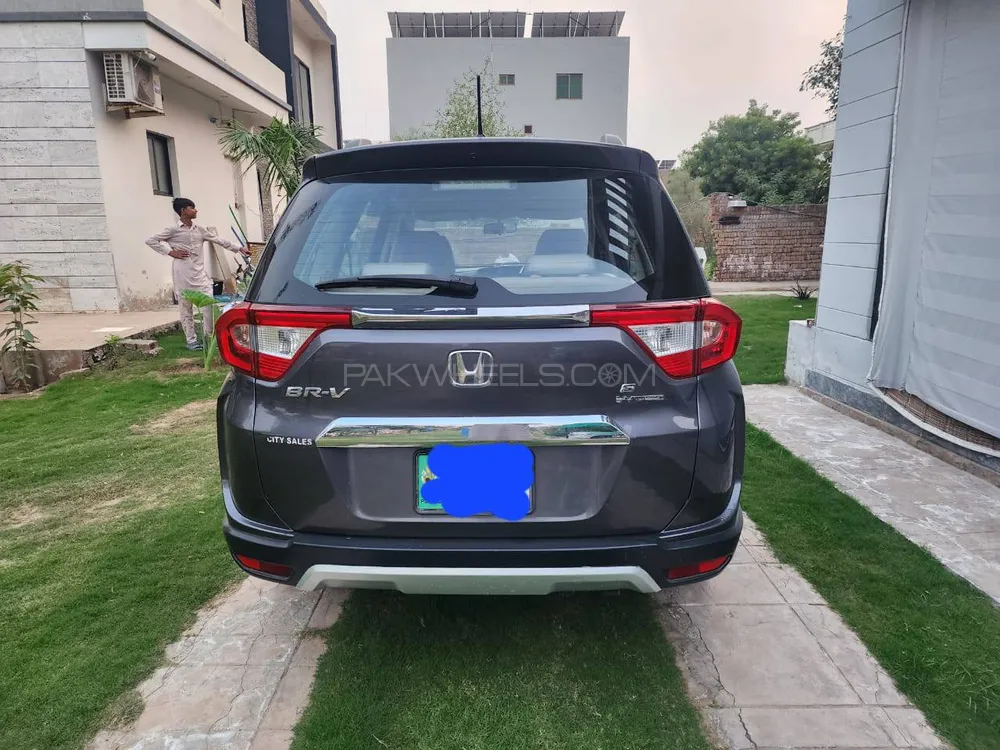 Honda BR-V 2018 for Sale in Lahore Honda BR-V 2018 for Sale in Lahore Image-7