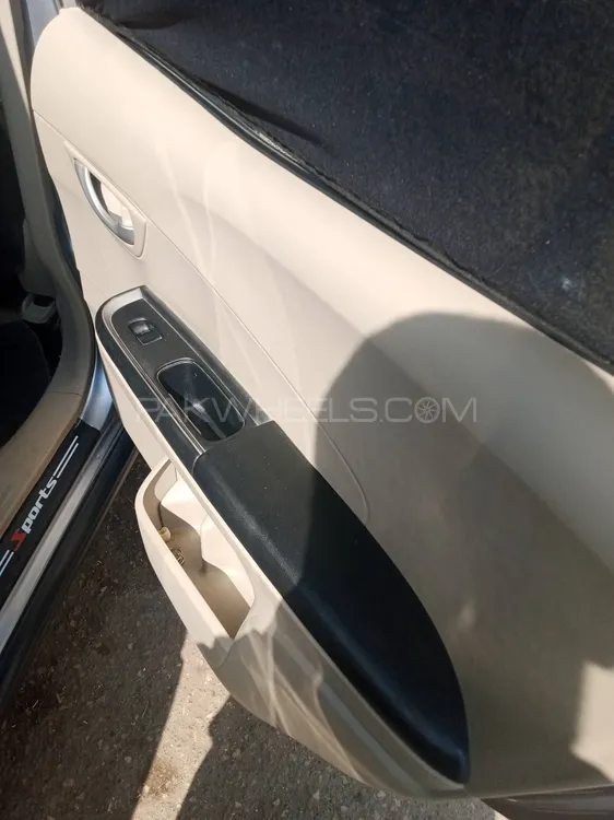 Honda BR-V 2019 for Sale in Karachi Honda BR-V 2019 for Sale in Karachi Image-17
