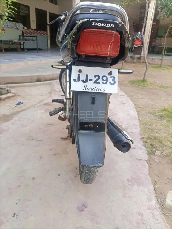 Honda CD 70 Dream 2016 for Sale Honda CD 70 Dream 2016 for Sale Image-4