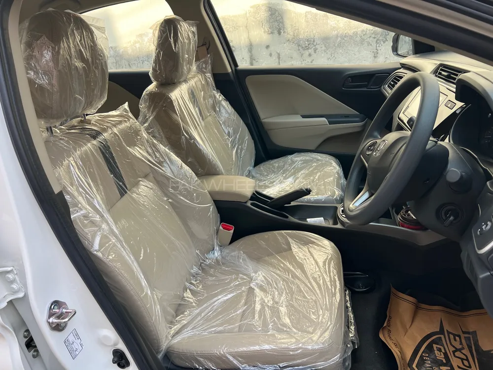 Honda City 2025 for Sale in Sialkot Honda City 2025 for Sale in Sialkot Image-7