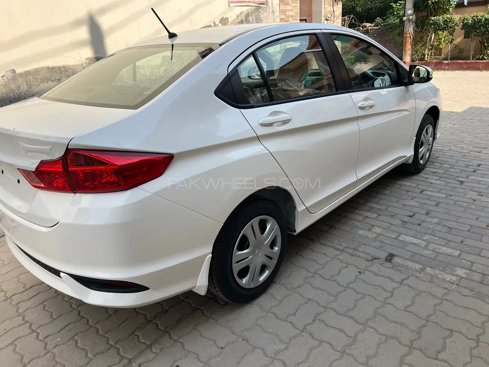 Honda City 2025 for Sale in Sialkot Honda City 2025 for Sale in Sialkot Image-3