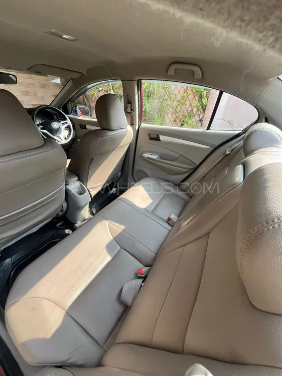 Honda City 2013 for Sale in Lahore Honda City 2013 for Sale in Lahore Image-6