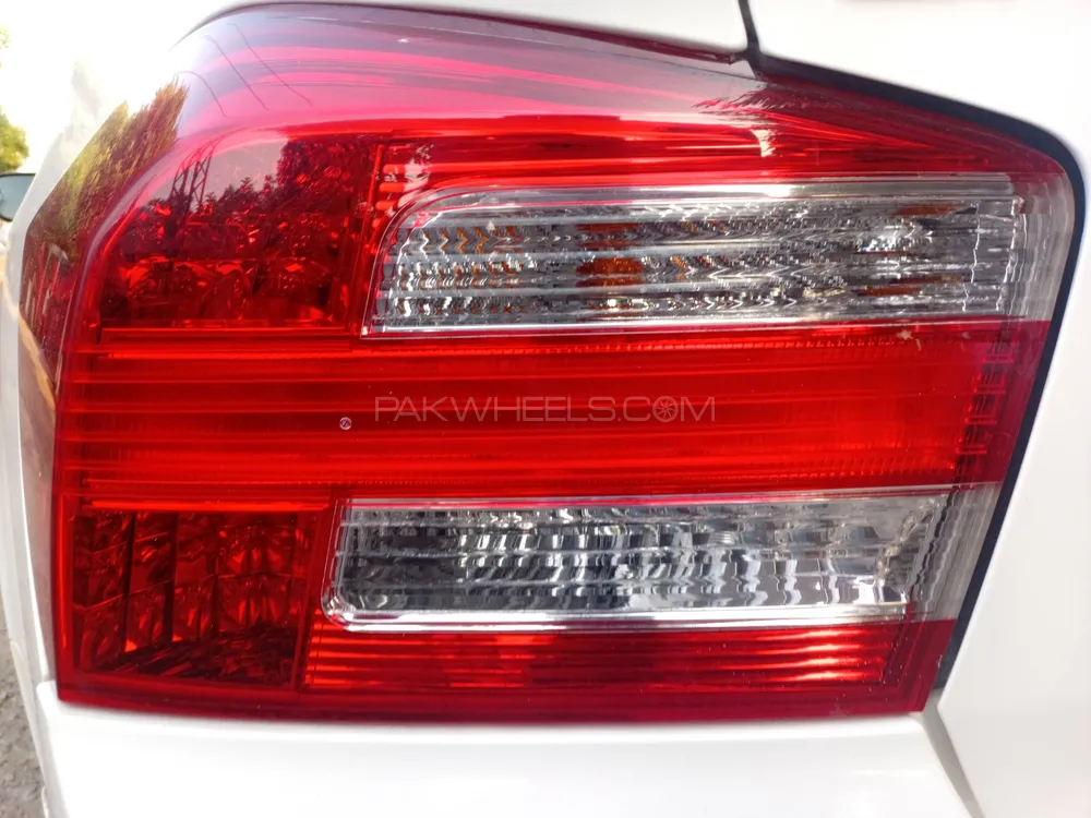 Honda City 2015 for Sale in Lahore Honda City 2015 for Sale in Lahore Image-13