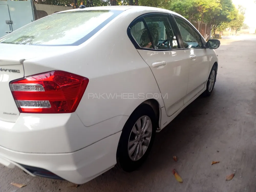 Honda City 2015 for Sale in Lahore Honda City 2015 for Sale in Lahore Image-16