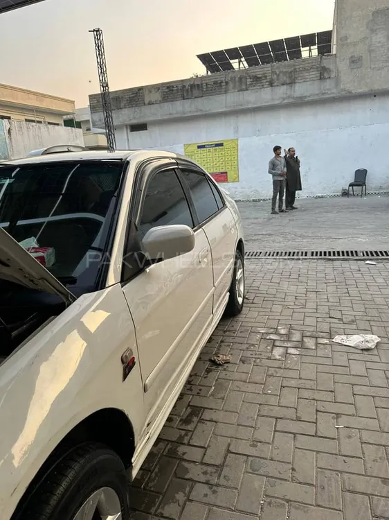 Honda Civic 2004 for Sale in Gujranwala Honda Civic 2004 for Sale in Gujranwala Image-12