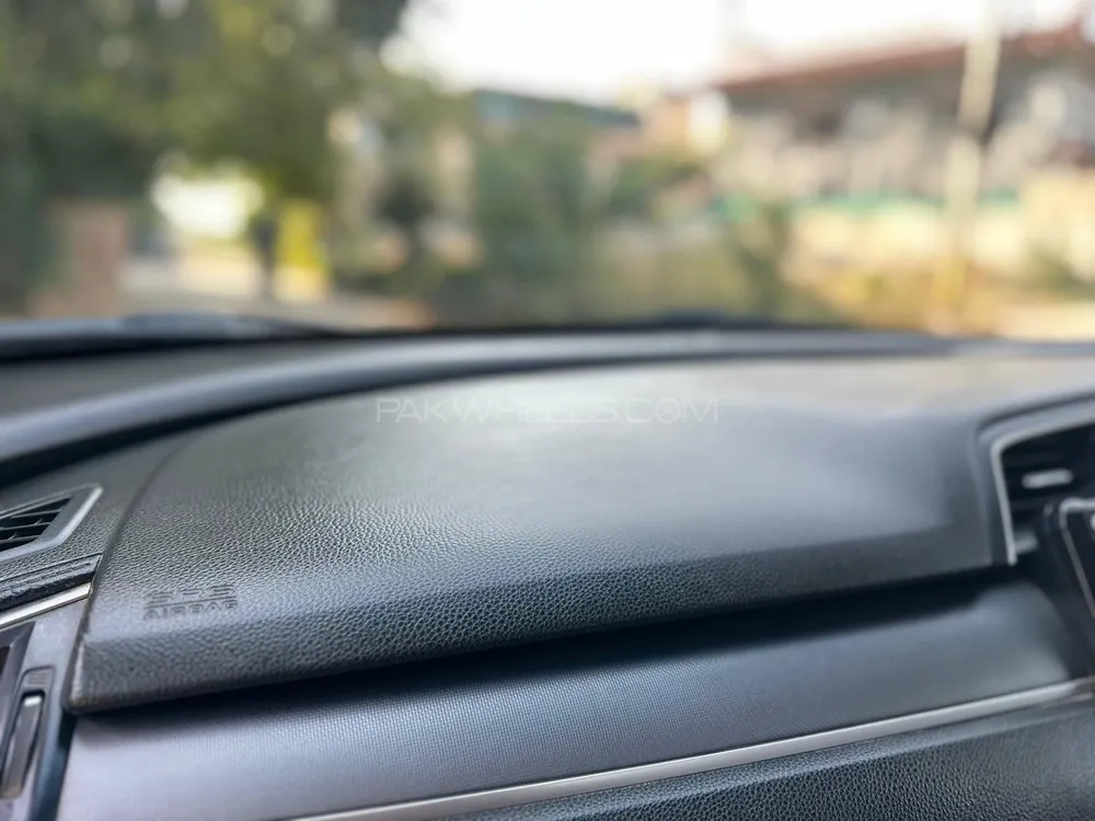 Honda Civic 2017 for Sale in Rawalpindi Honda Civic 2017 for Sale in Rawalpindi Image-18