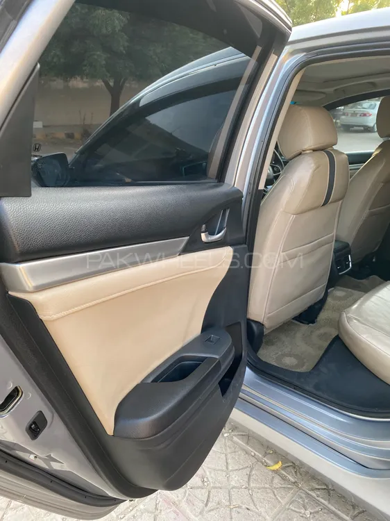 Honda Civic 2017 for Sale in Karachi Honda Civic 2017 for Sale in Karachi Image-10