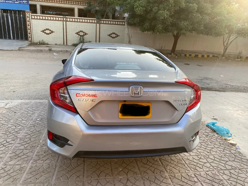 Honda Civic 2017 for Sale in Karachi Honda Civic 2017 for Sale in Karachi Image-14