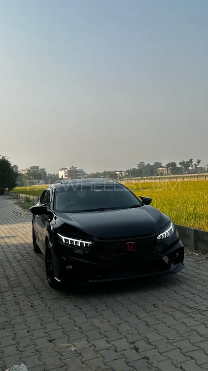 Honda Civic 2018 for Sale in Sialkot Honda Civic 2018 for Sale in Sialkot Image-1