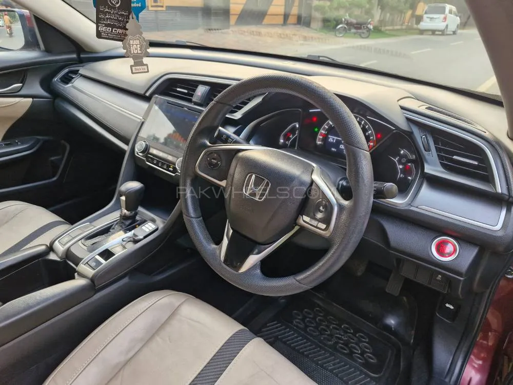Honda Civic 2018 for Sale in Lahore Honda Civic 2018 for Sale in Lahore Image-12