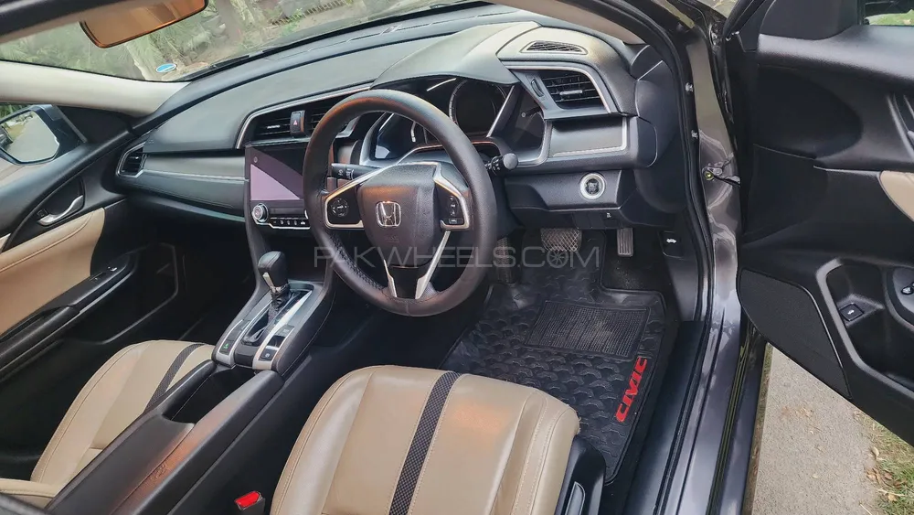 Honda Civic 2020 for Sale in Lahore Honda Civic 2020 for Sale in Lahore Image-14