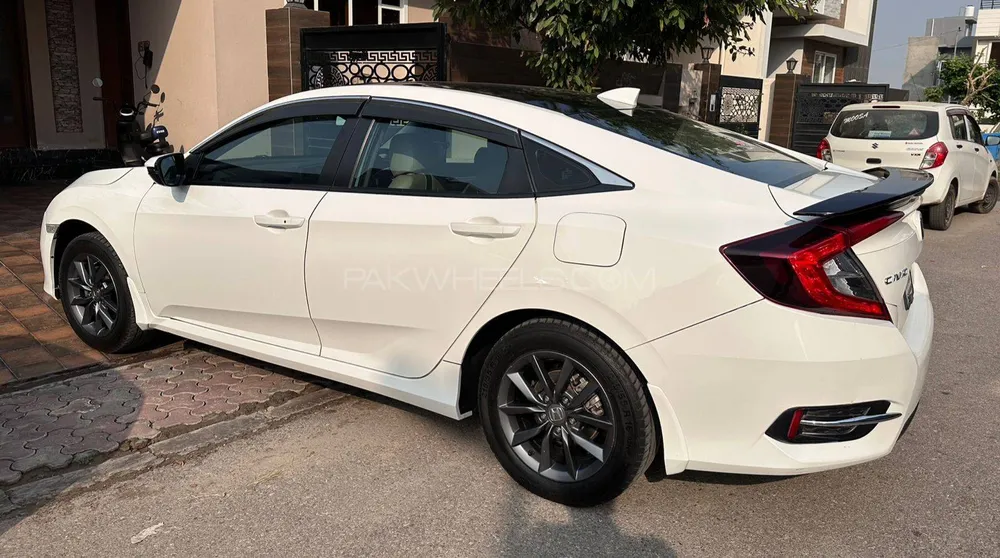 Honda Civic 2021 for Sale in Faisalabad Honda Civic 2021 for Sale in Faisalabad Image-5
