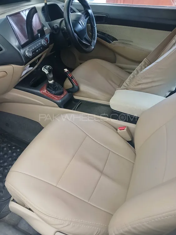 Honda Civic 2009 for Sale in Rawalpindi Honda Civic 2009 for Sale in Rawalpindi Image-4