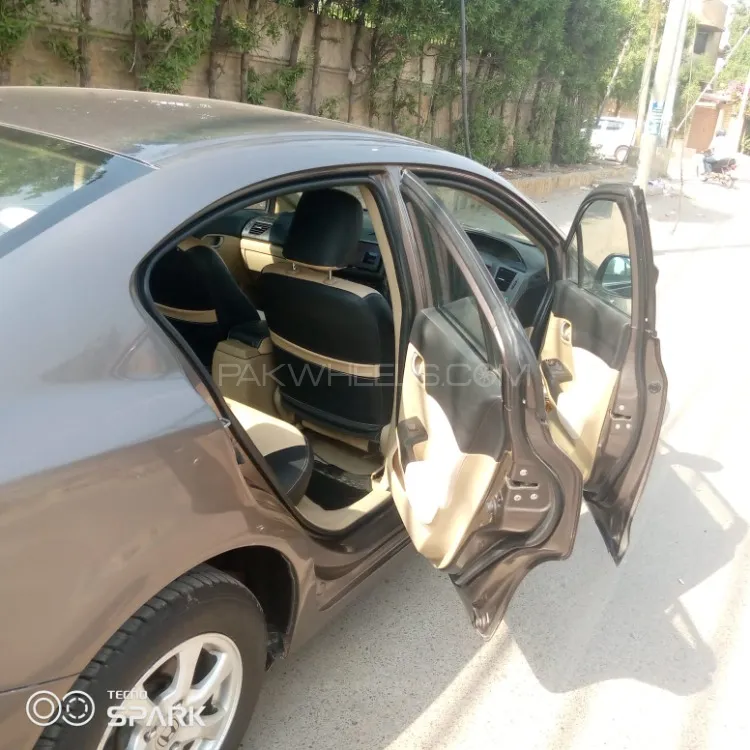 Honda Civic 2014 for Sale in Karachi Honda Civic 2014 for Sale in Karachi Image-4
